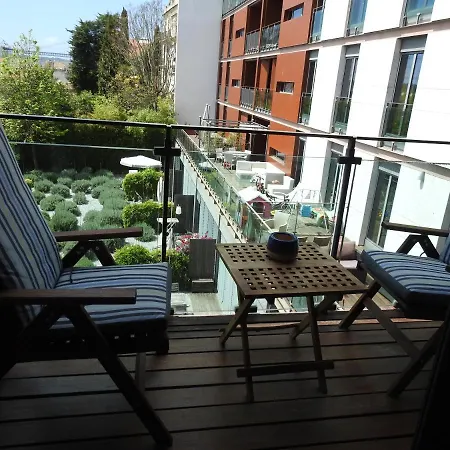 Apartment Space Luxury And River View With Balcony Lisbon