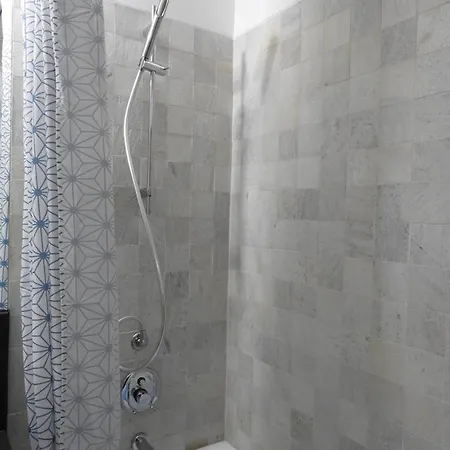 Space Luxury And River View With Balcony * Lisboa